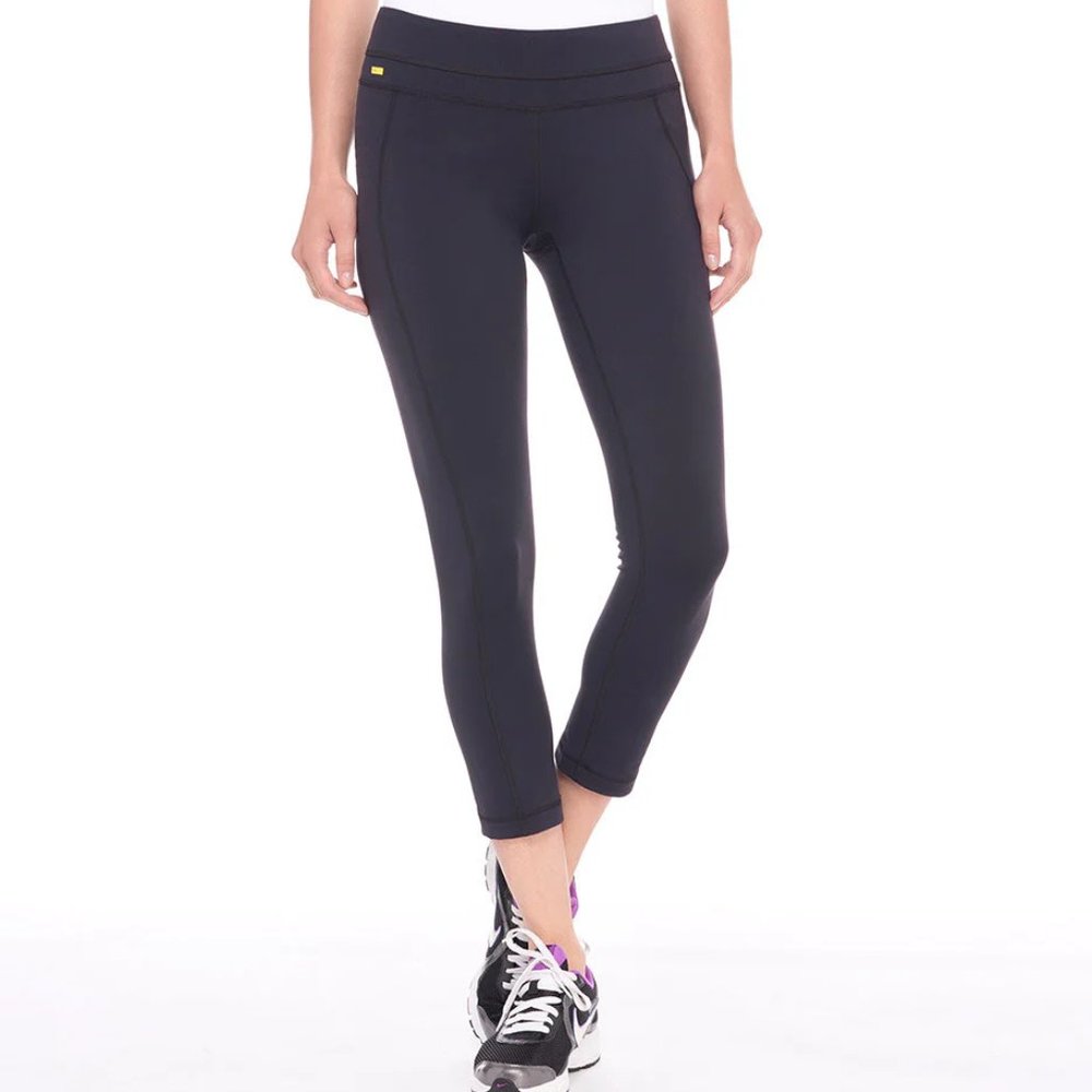 Lole Motion Crop Black Capris Size L